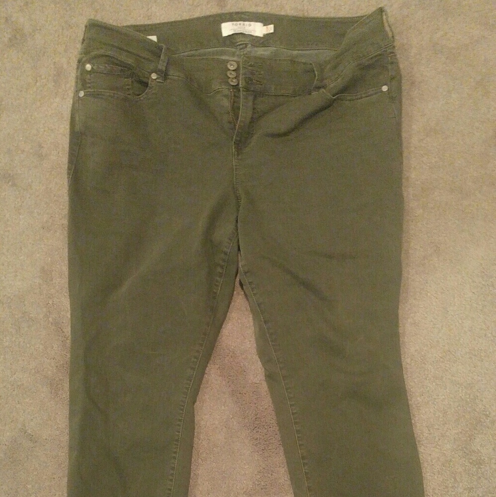 Women's plus size pants